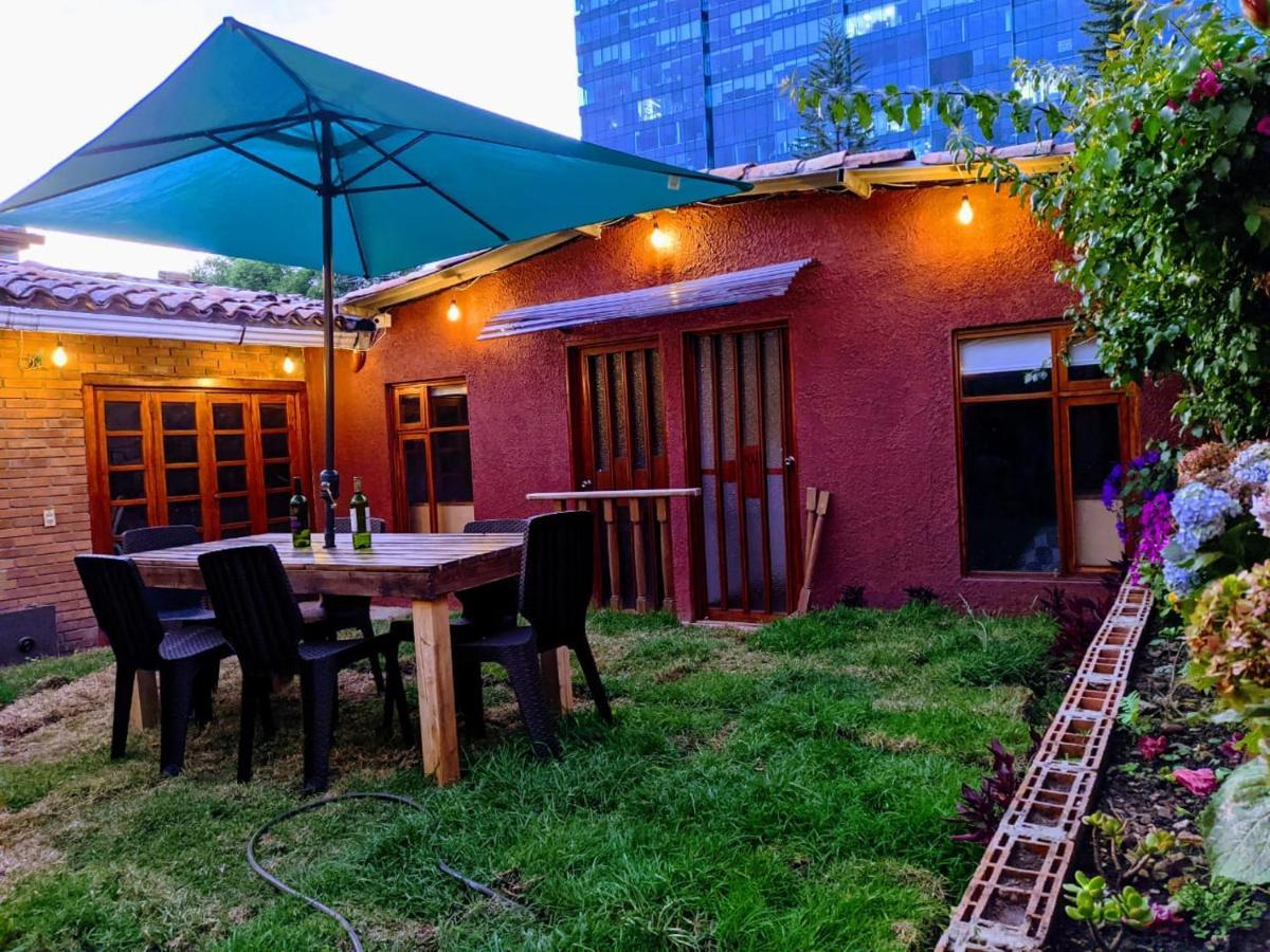 La Parada Del Tren Hostel Bogotá Zewnętrze zdjęcie