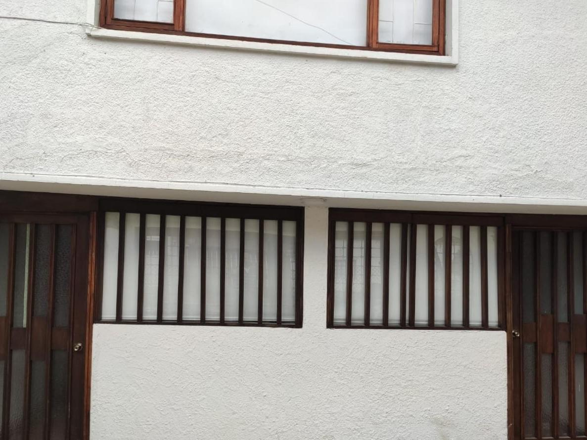 La Parada Del Tren Hostel Bogotá Zewnętrze zdjęcie