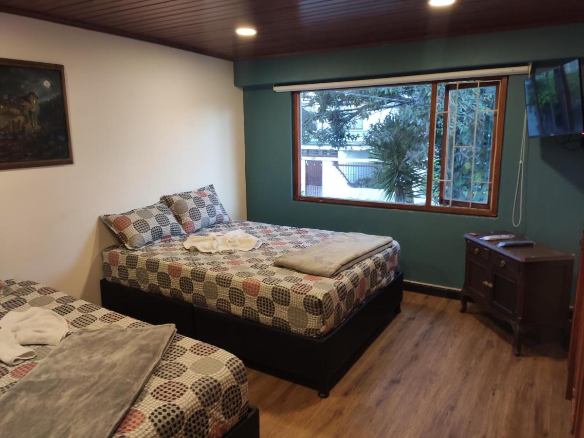 La Parada Del Tren Hostel Bogotá Zewnętrze zdjęcie