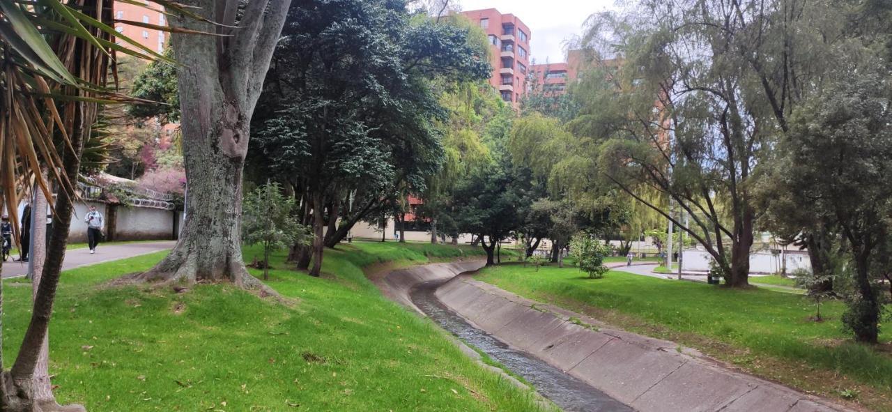 La Parada Del Tren Hostel Bogotá Zewnętrze zdjęcie